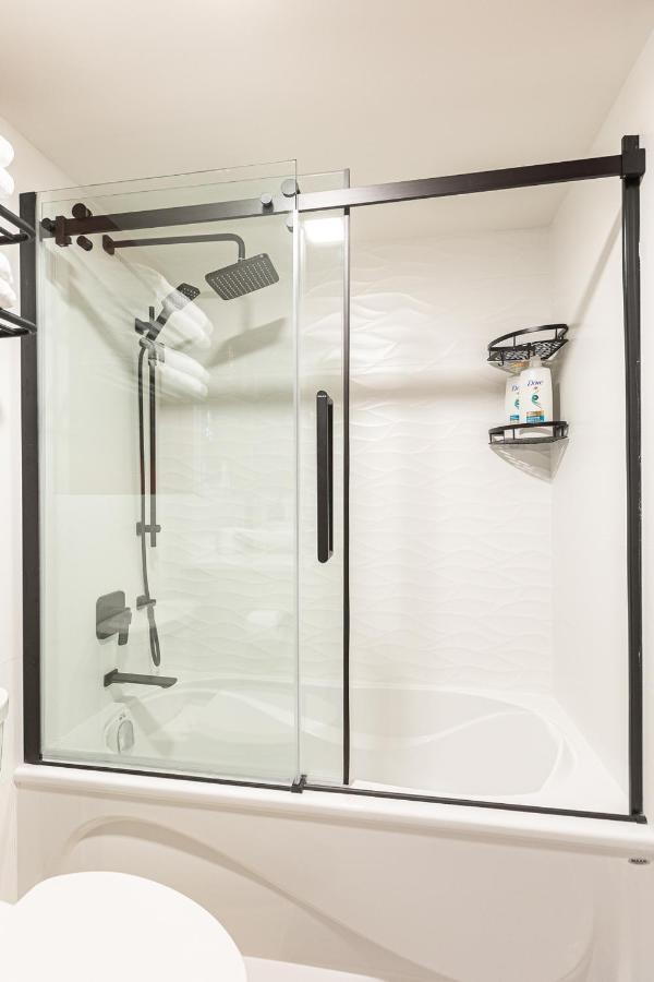 Condo In Downtown Vancouver - Near Rogers Arena Экстерьер фото
