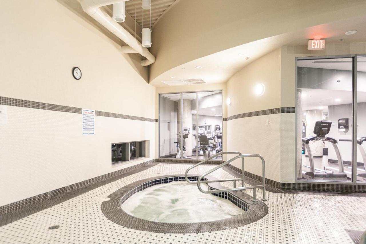 Condo In Downtown Vancouver - Near Rogers Arena Экстерьер фото