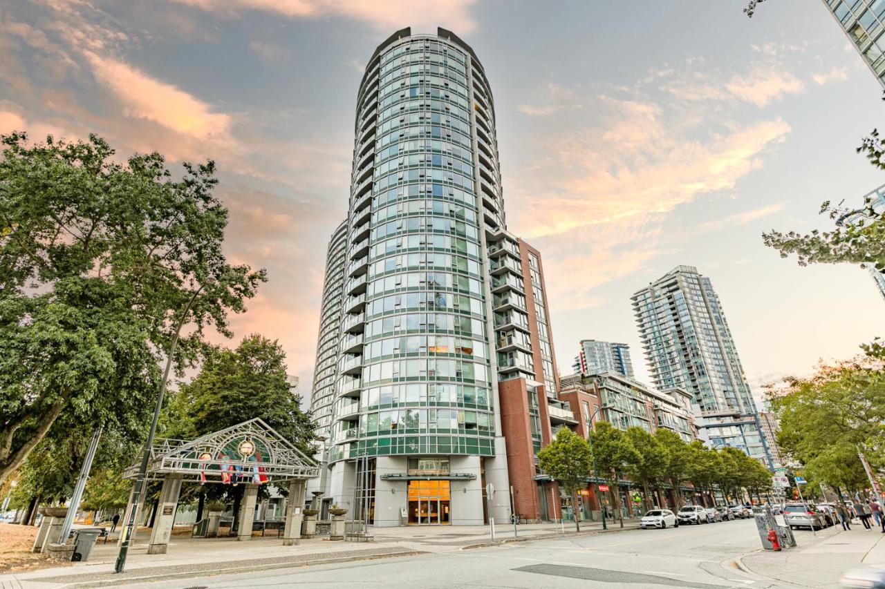 Condo In Downtown Vancouver - Near Rogers Arena Экстерьер фото